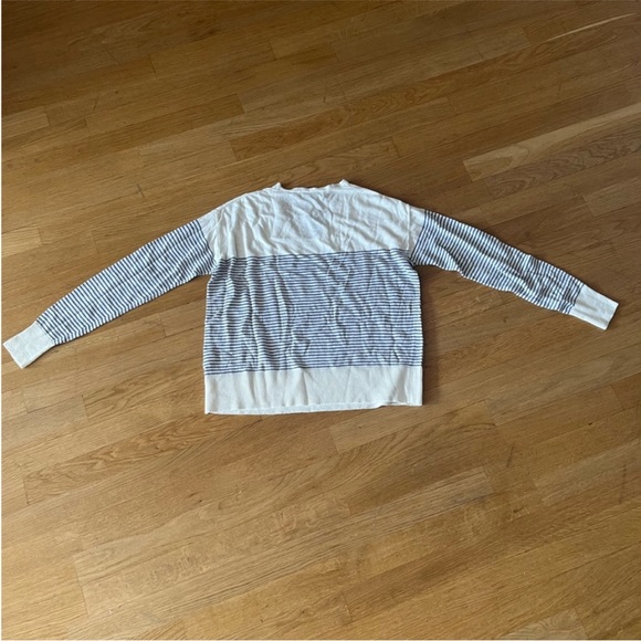 Banana Republic Blue & White Linen Blend Striped Sweater Extra Small - Picture 6 of 6